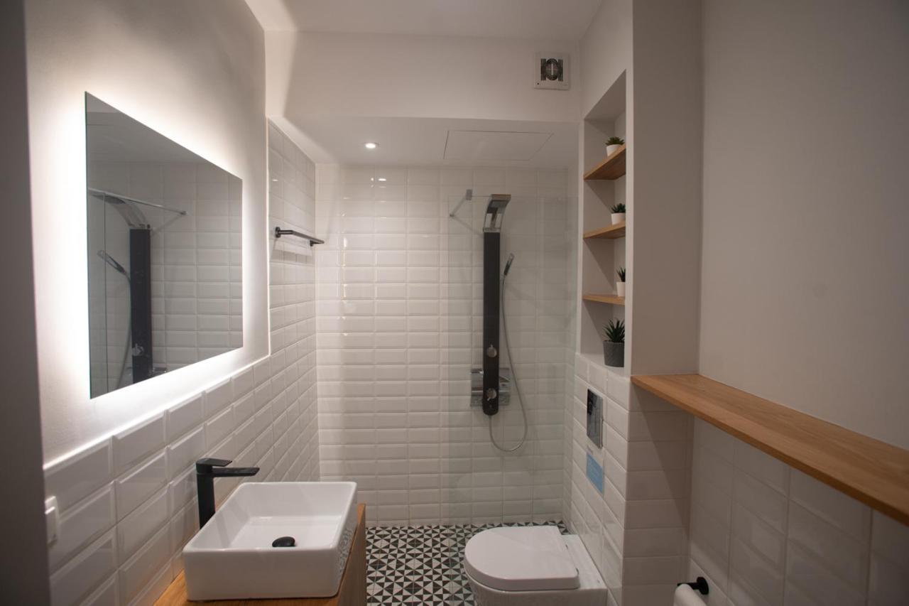 Acropolis Vibes Apartments Атина Екстериор снимка